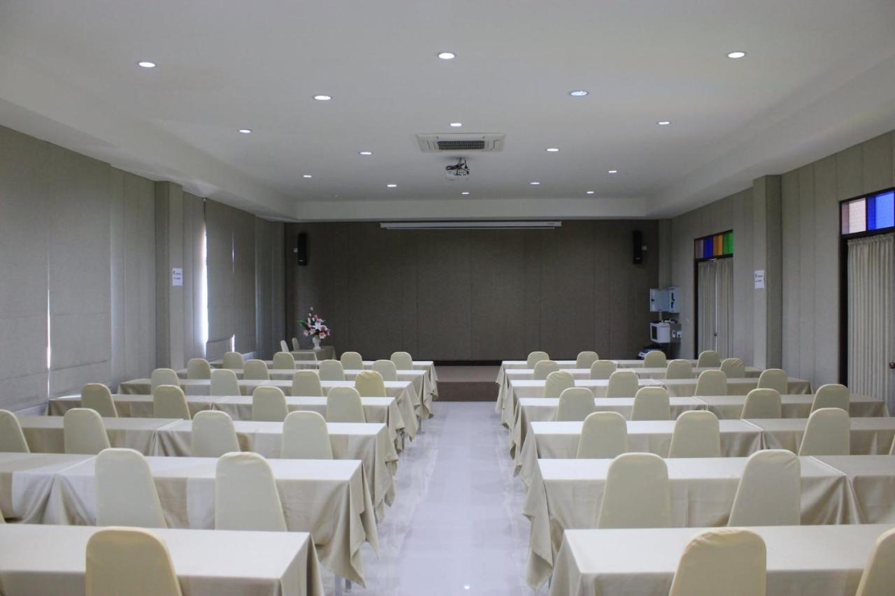 Oon Valley Farm Stay San Kamphaeng Екстериор снимка