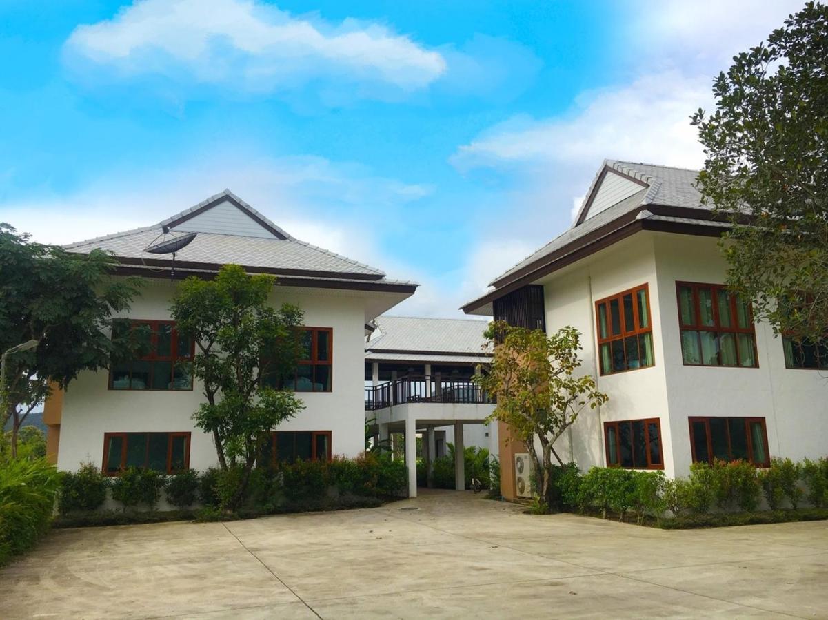 Oon Valley Farm Stay San Kamphaeng Екстериор снимка